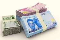 Dollar to Naira Today: Naira Falls to ₦1,370.46/$