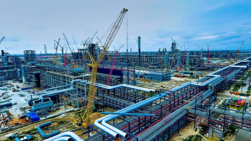 Dangote Secures $2.5 Billion Investment to Expand Lagos Refinery dangote secures $2.5bn investment for refinery expansion. See Investment details on The Project Herald Database